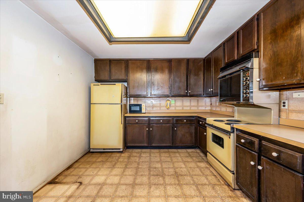 CHARLENE - Residential