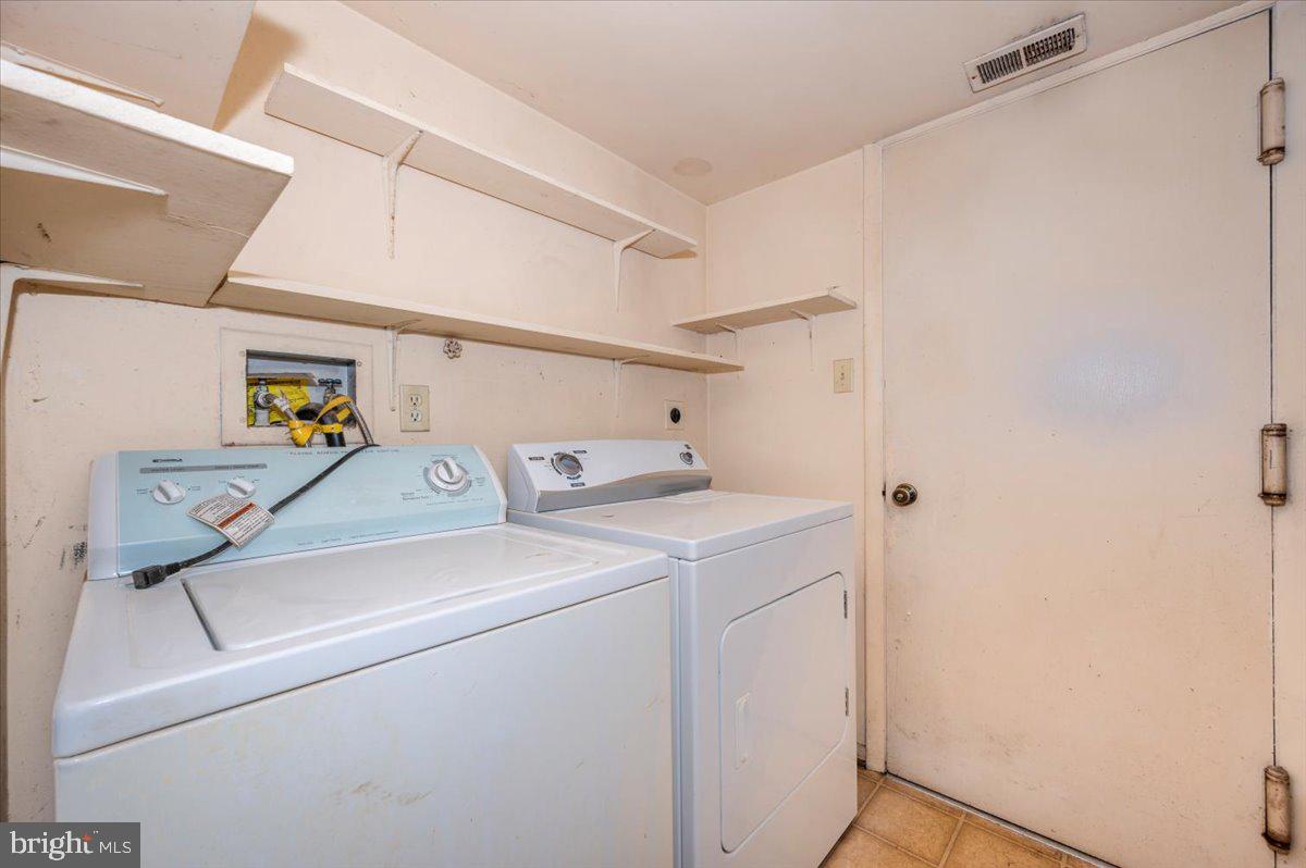 CHARLENE - Residential