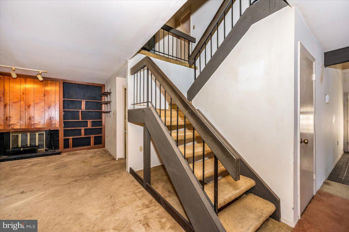 CHARLENE - Residential