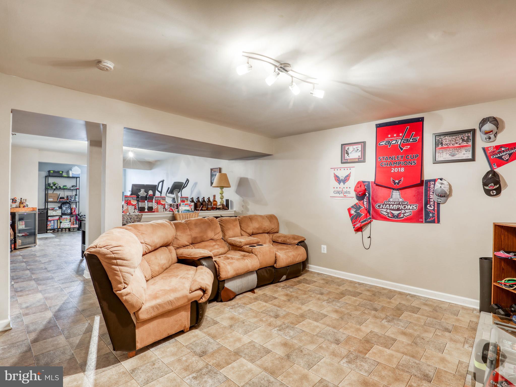 LAKELAND PLACE - Residential