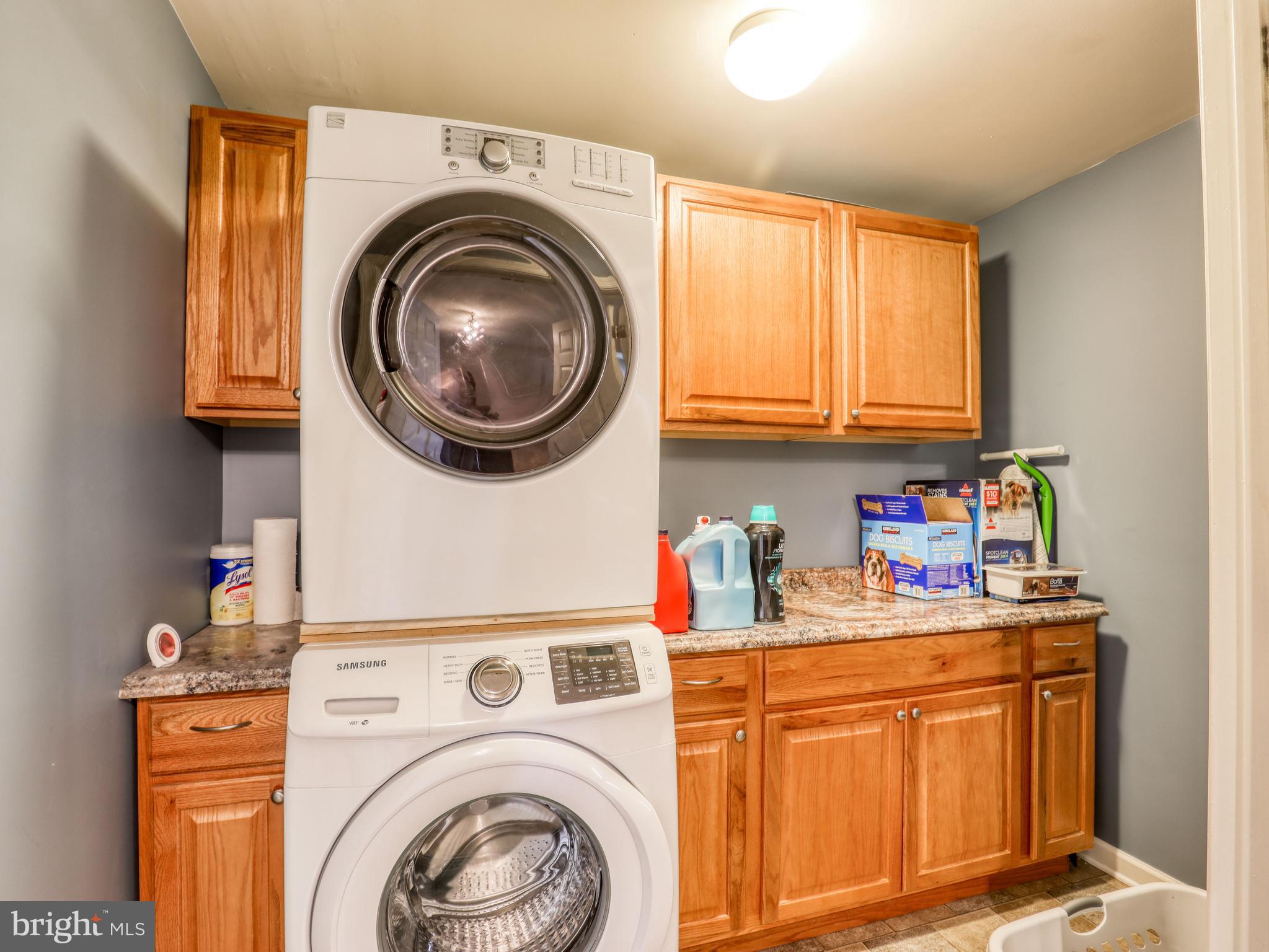 LAKELAND PLACE - Residential