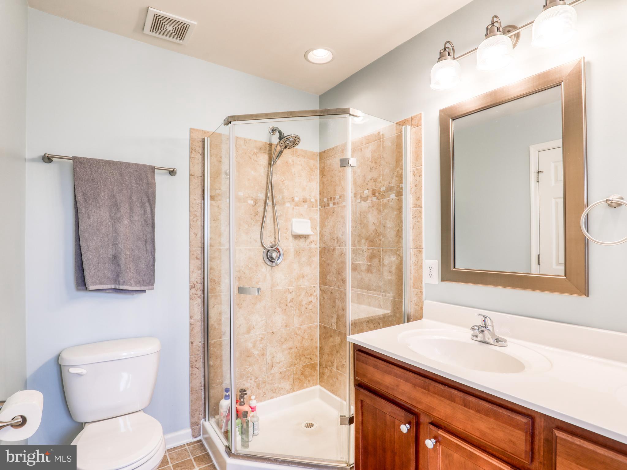 LAKELAND PLACE - Residential