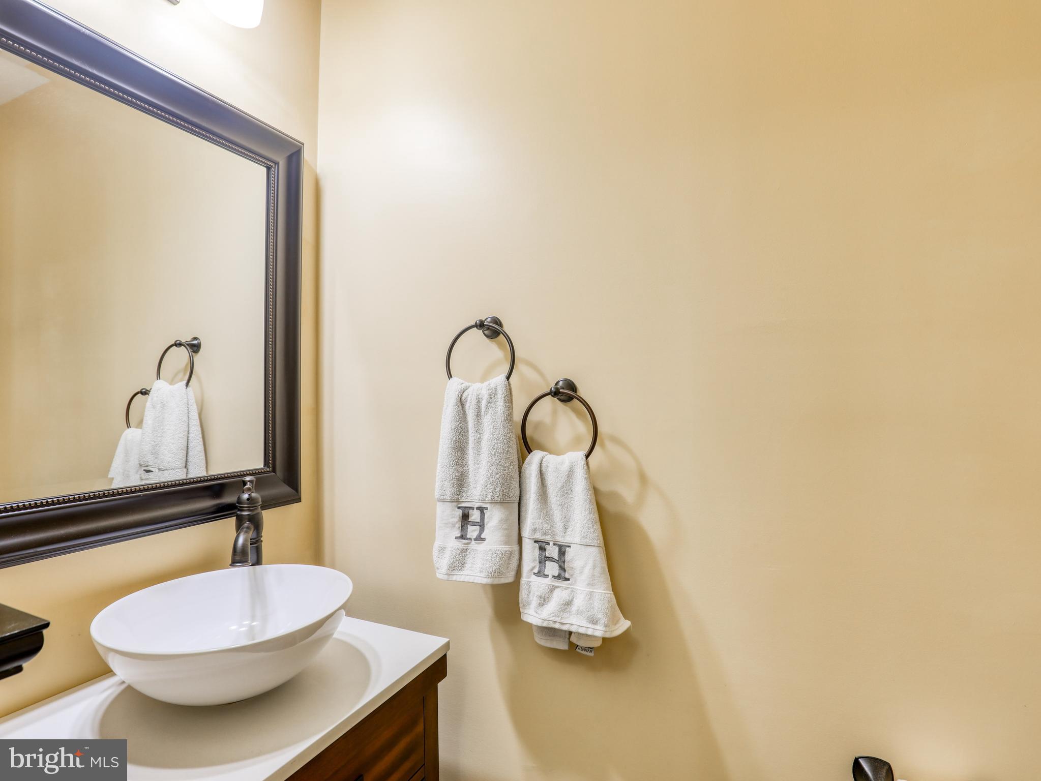 LAKELAND PLACE - Residential