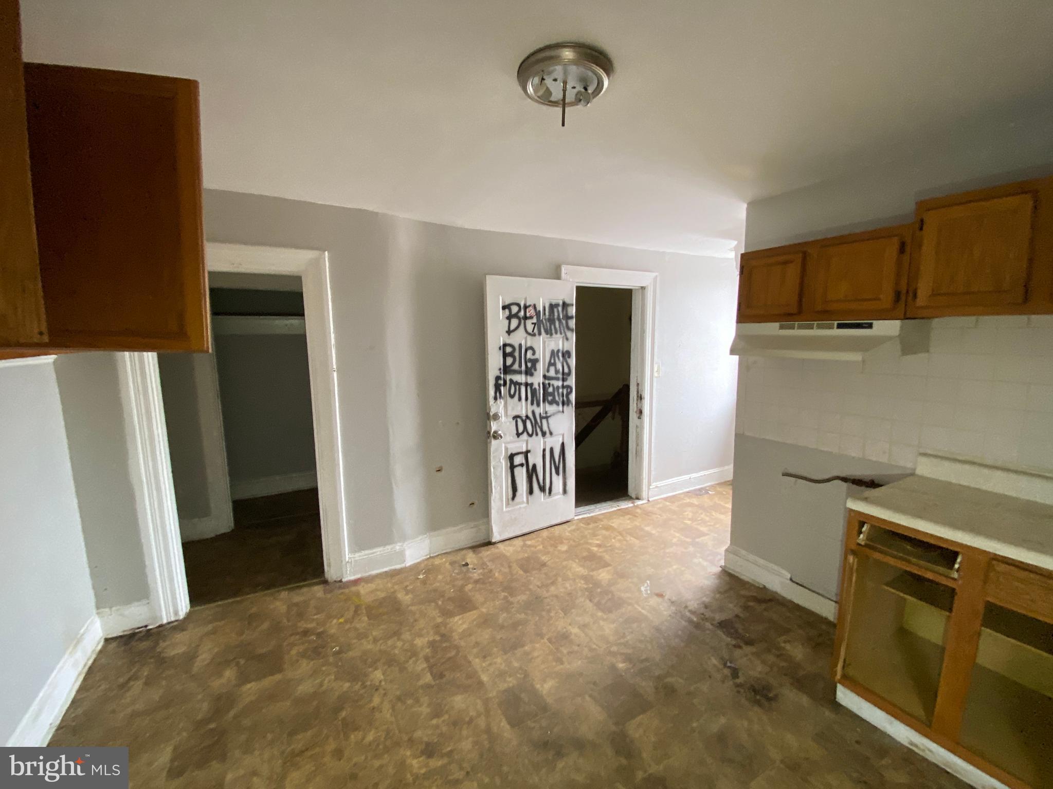 CHARLES VILLAGE - Commercial Sale