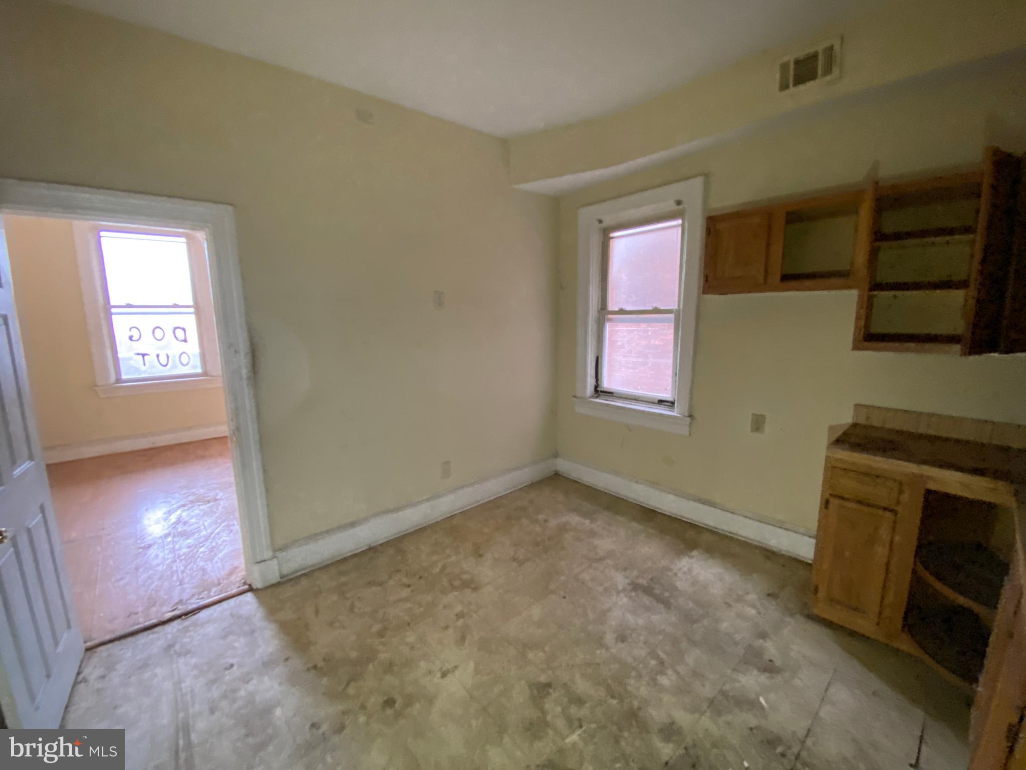 CHARLES VILLAGE - Commercial Sale