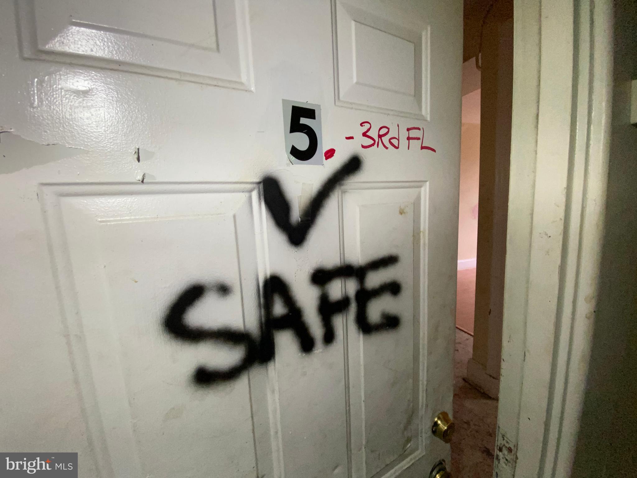 CHARLES VILLAGE - Commercial Sale