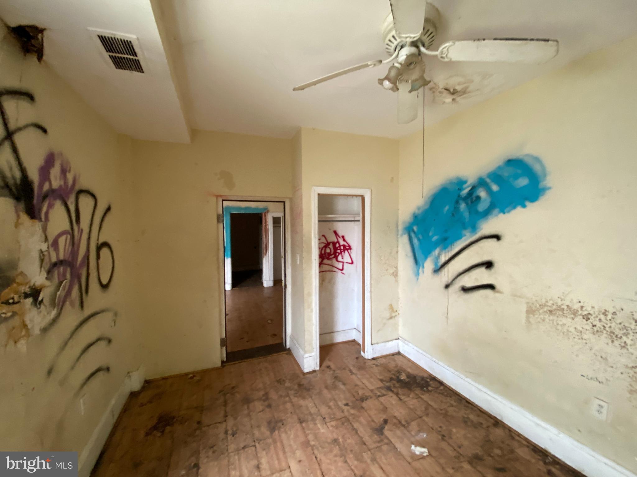 CHARLES VILLAGE - Commercial Sale