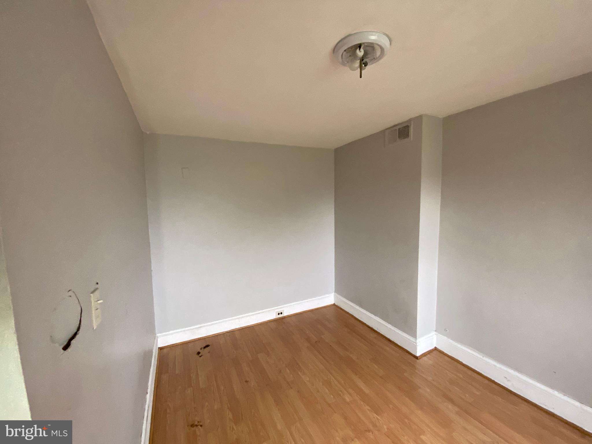 CHARLES VILLAGE - Commercial Sale