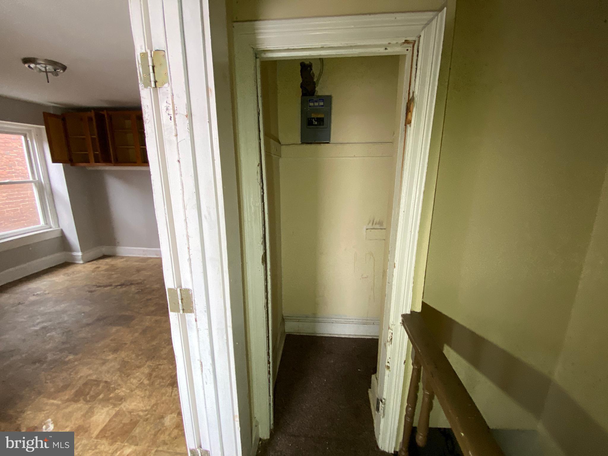 CHARLES VILLAGE - Commercial Sale