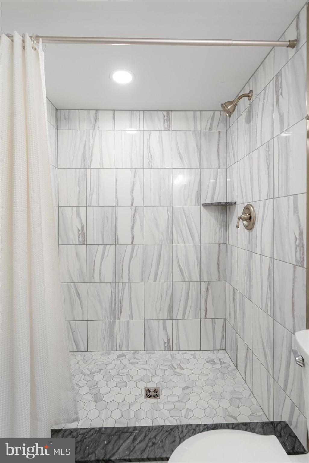 LEWISDALE - Residential