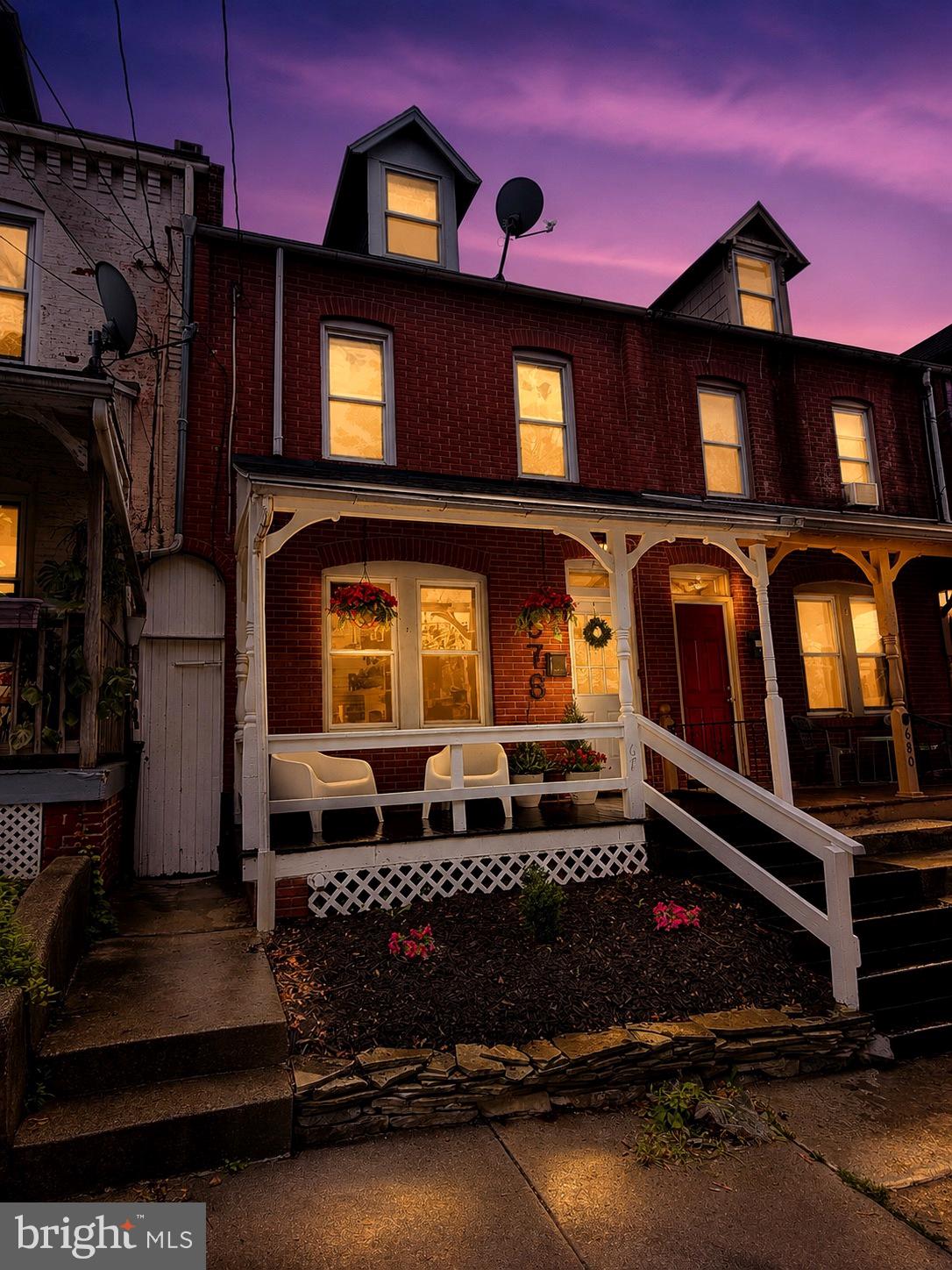 678 UNION STREET