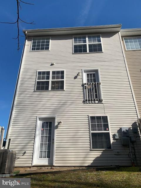 LIBERTY PLACE - Residential Lease