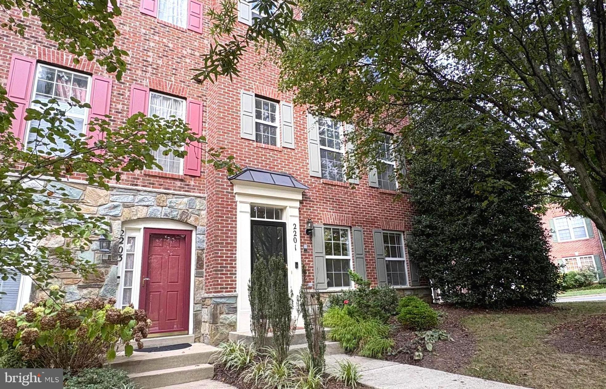 2201 KIMBALL PLACE