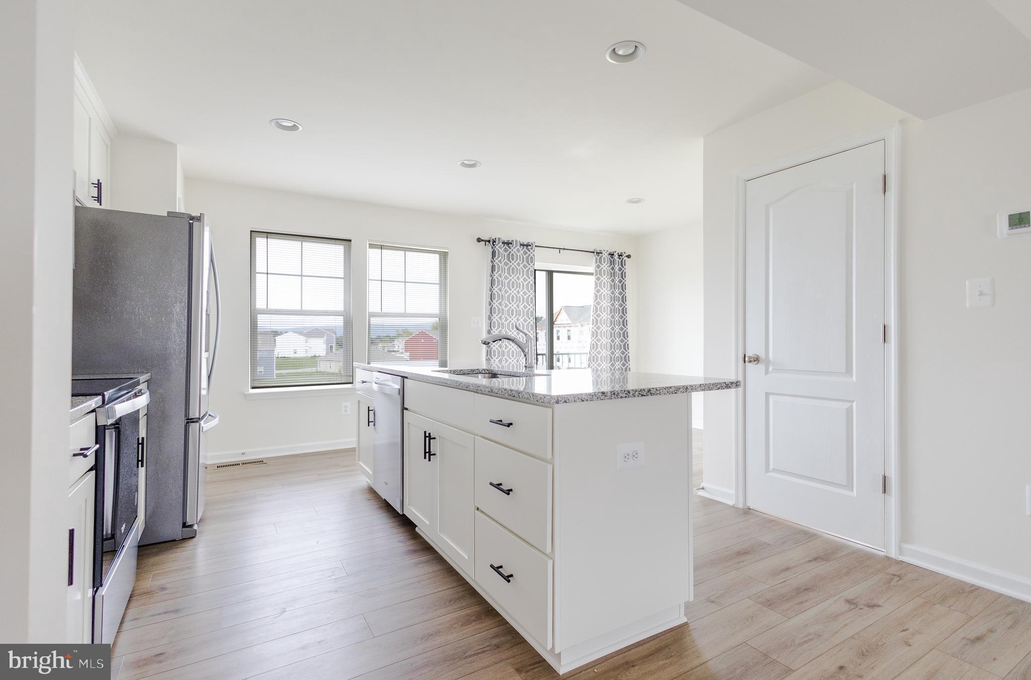 TOWNES AT TATE MANOR - Residential Lease