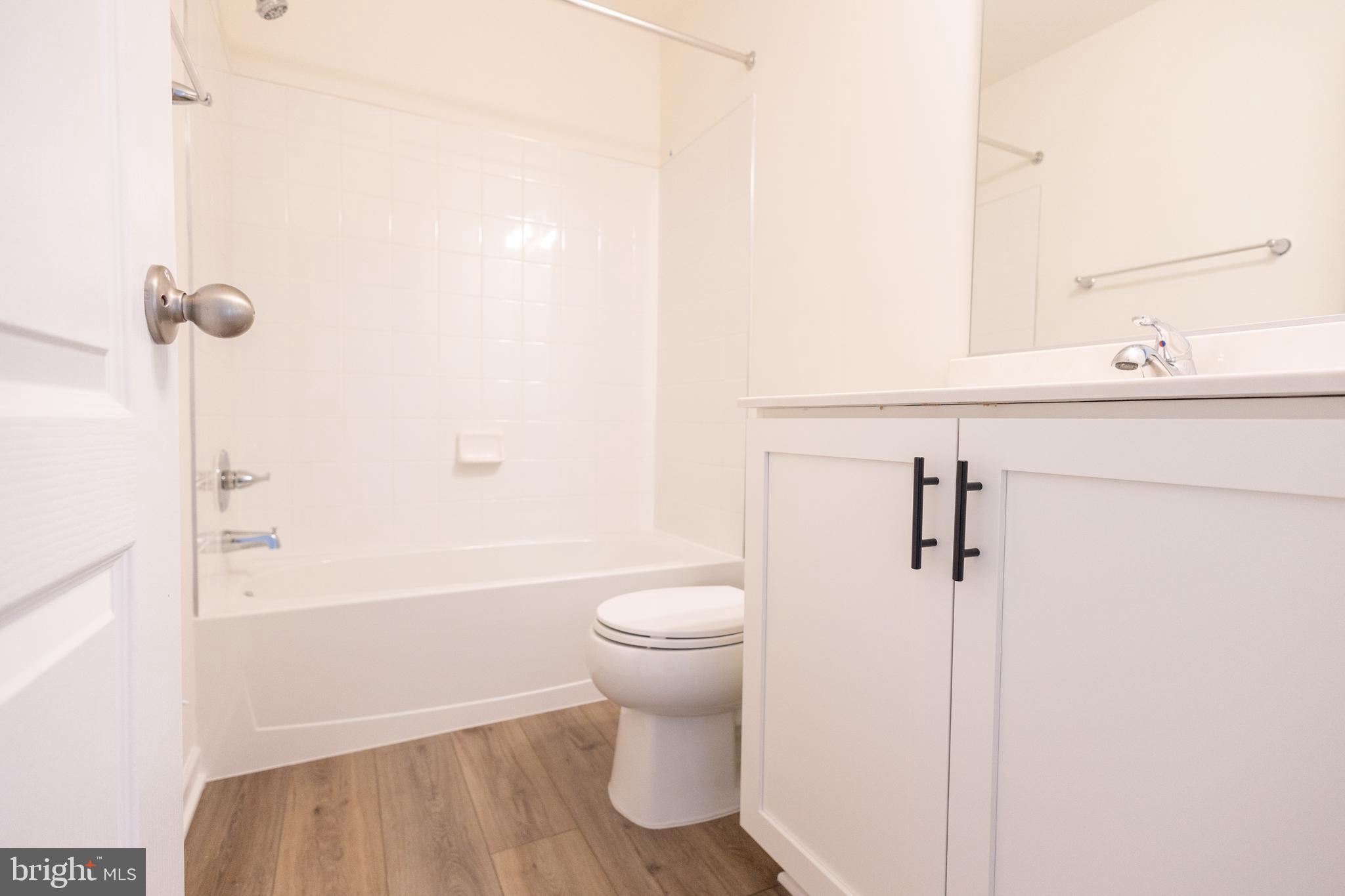 TOWNES AT TATE MANOR - Residential Lease