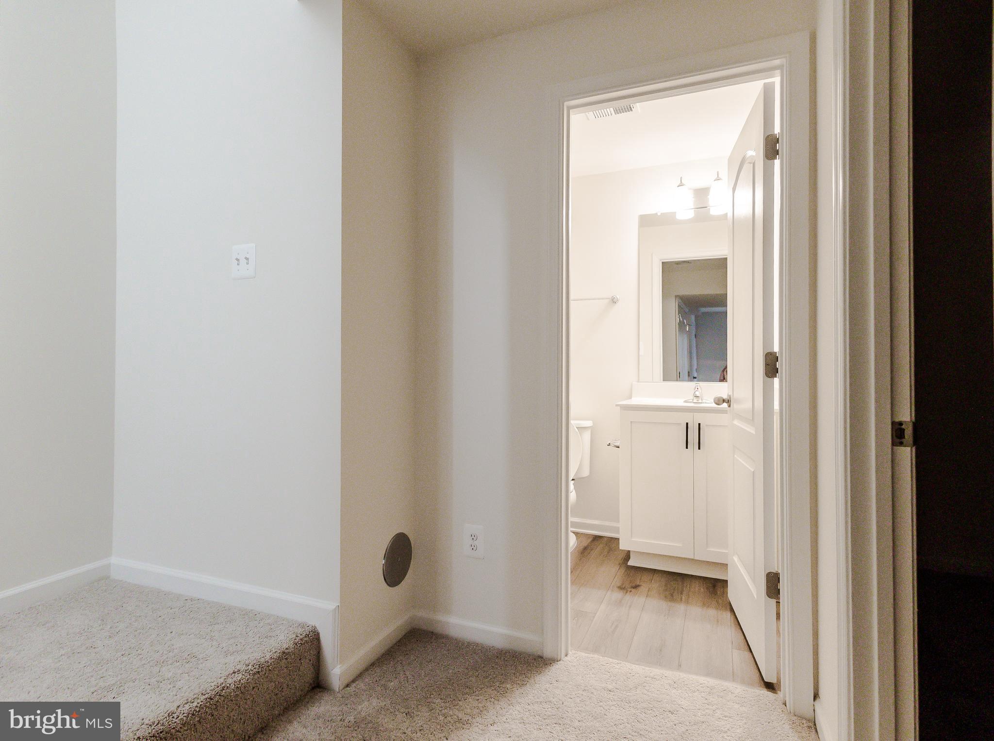 TOWNES AT TATE MANOR - Residential Lease