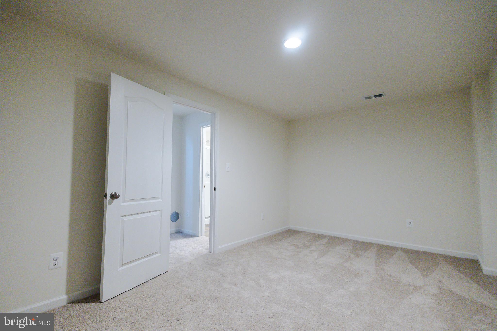 TOWNES AT TATE MANOR - Residential Lease