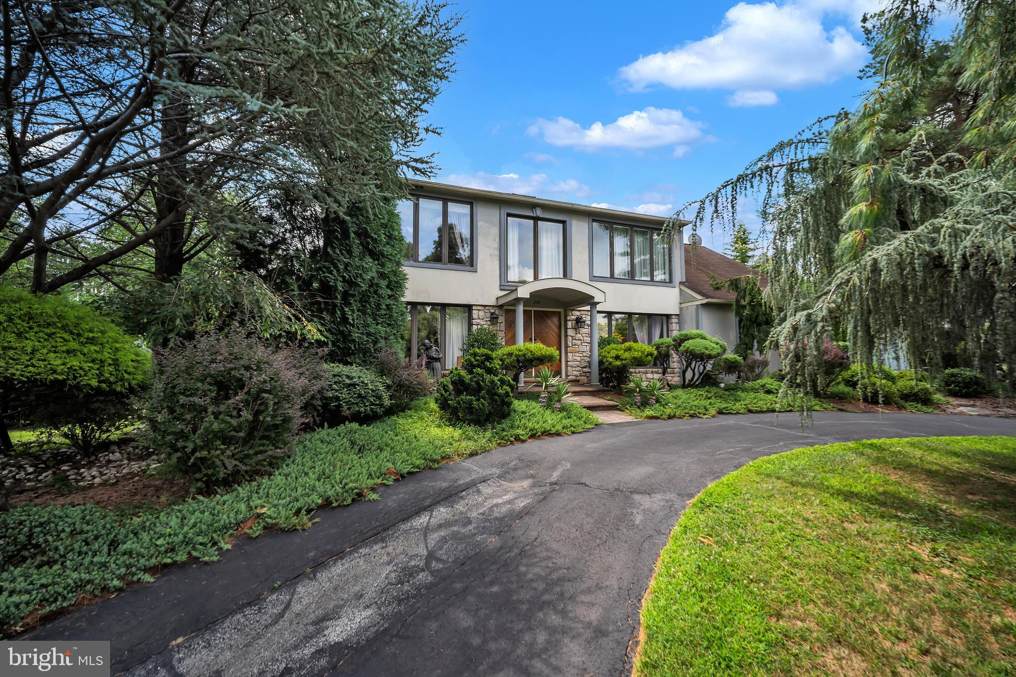 236 HILLTOP DRIVE