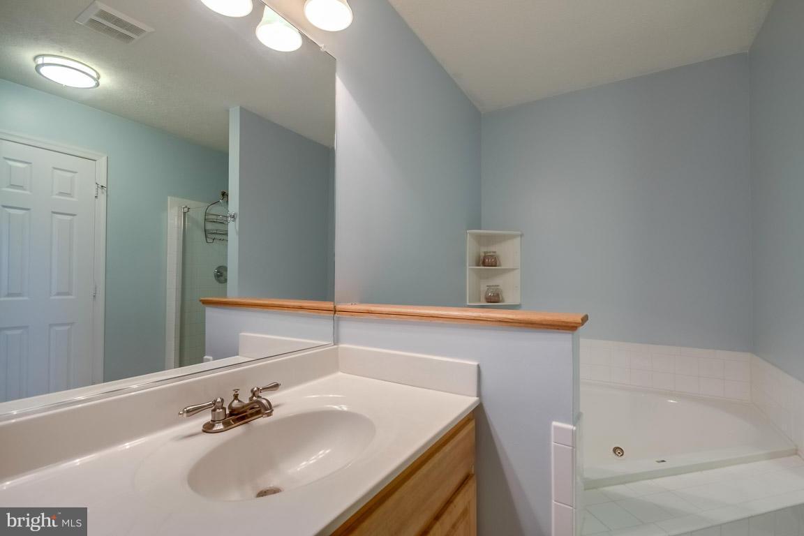 CHARLESTOWN COMMONS - Residential