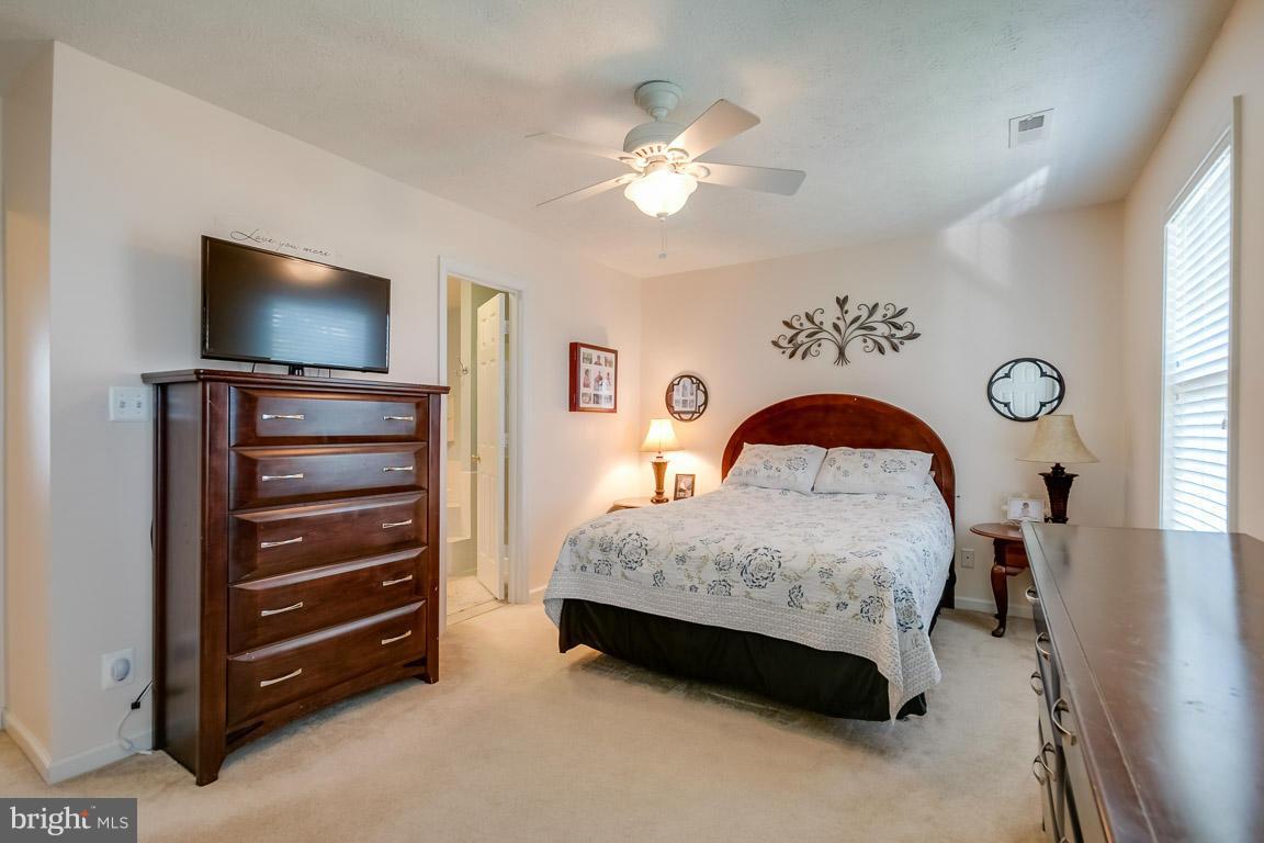 CHARLESTOWN COMMONS - Residential