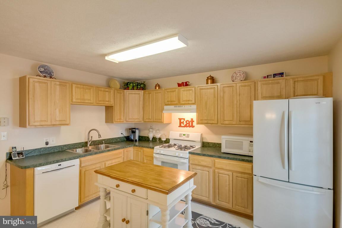 CHARLESTOWN COMMONS - Residential