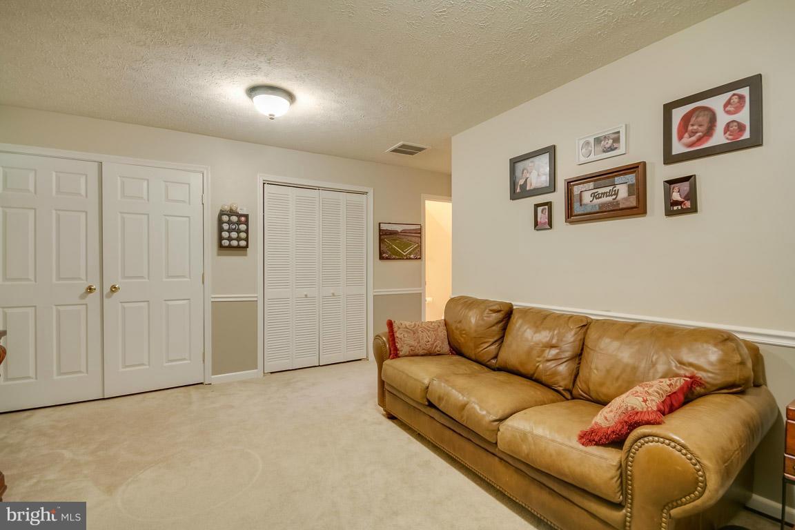 CHARLESTOWN COMMONS - Residential