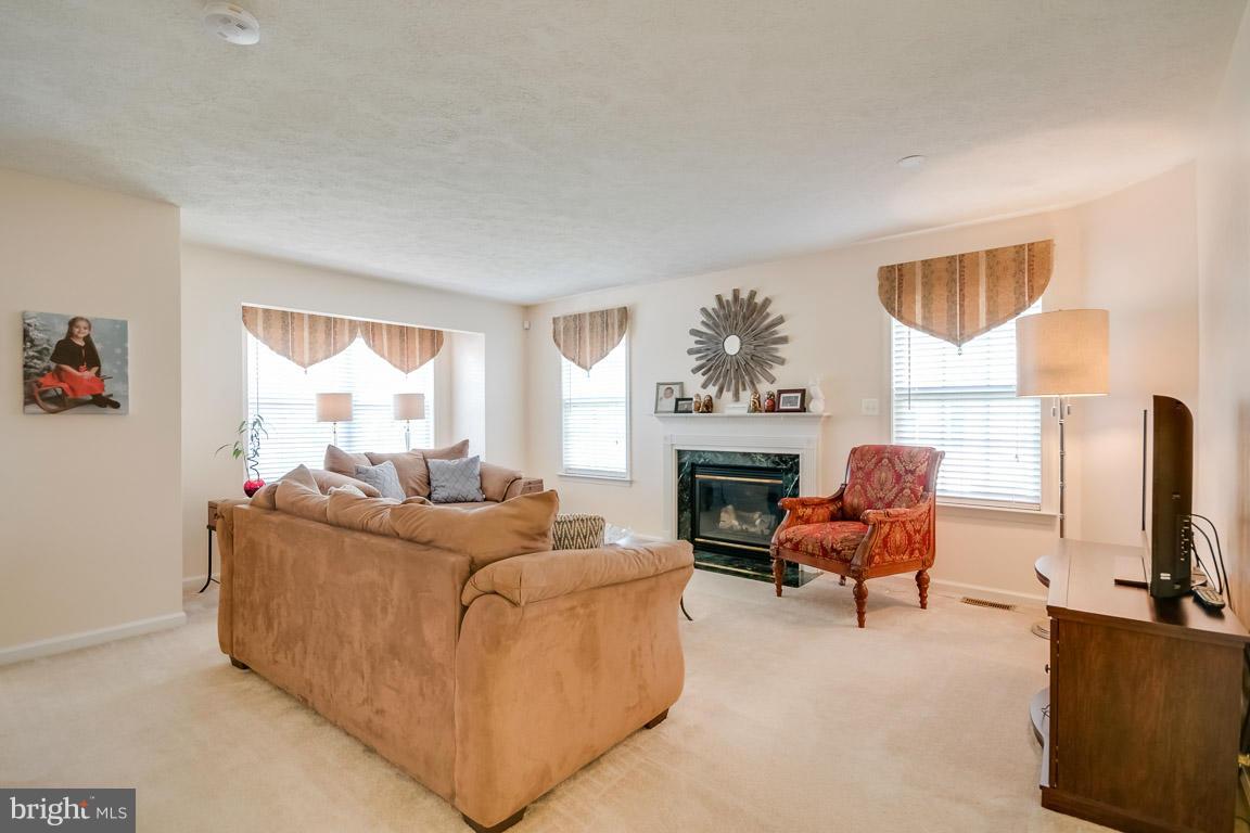 CHARLESTOWN COMMONS - Residential