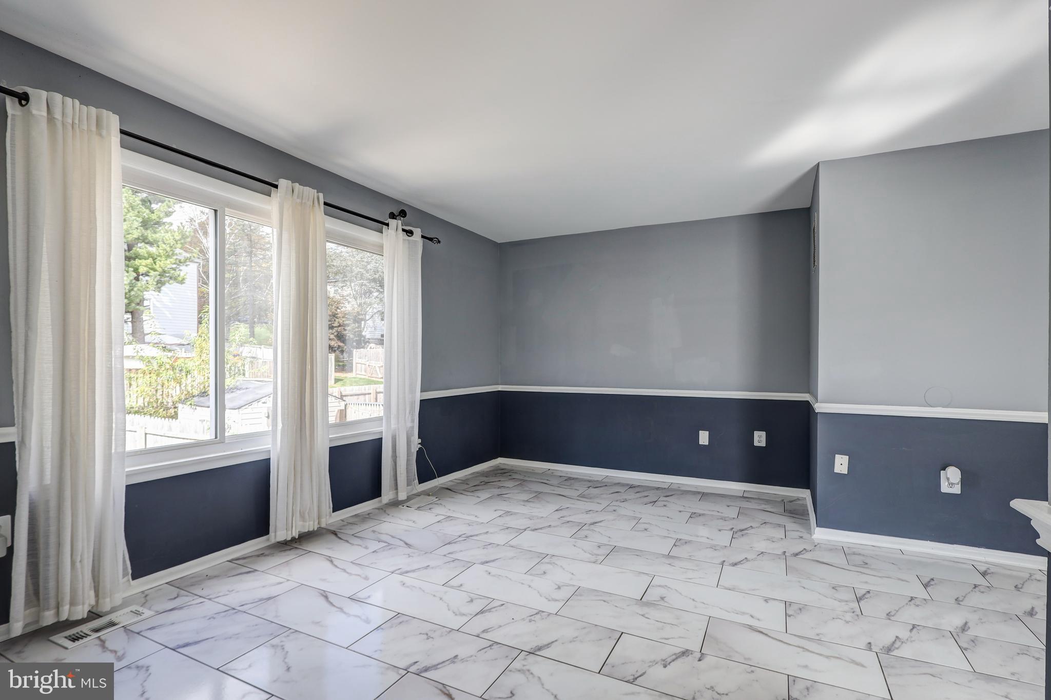 FRIENDLY ACRES - Residential Lease