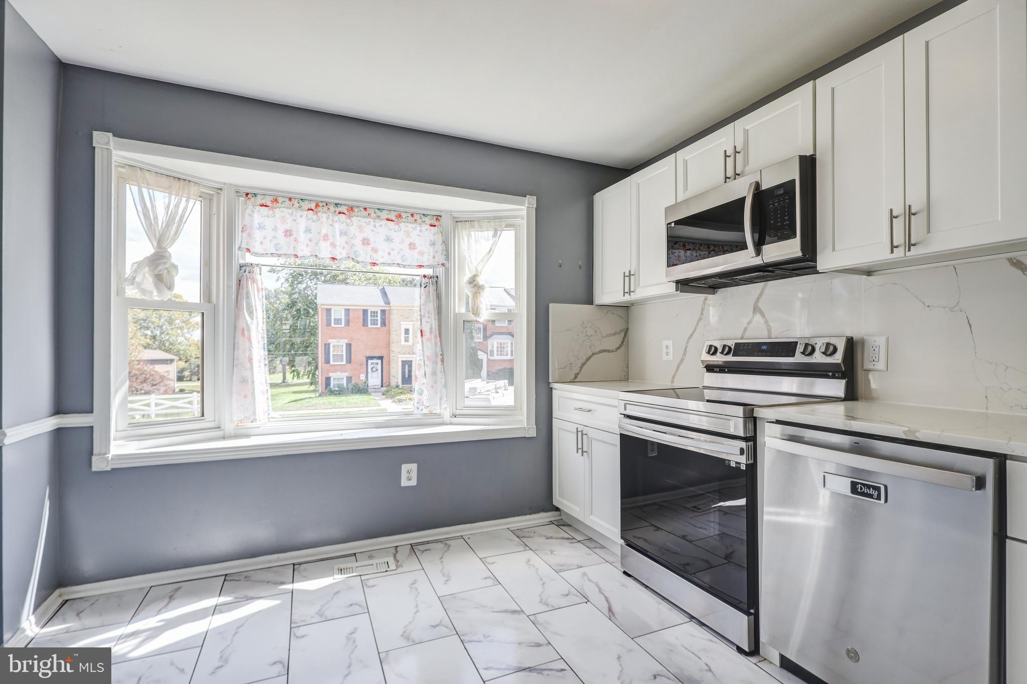 FRIENDLY ACRES - Residential Lease