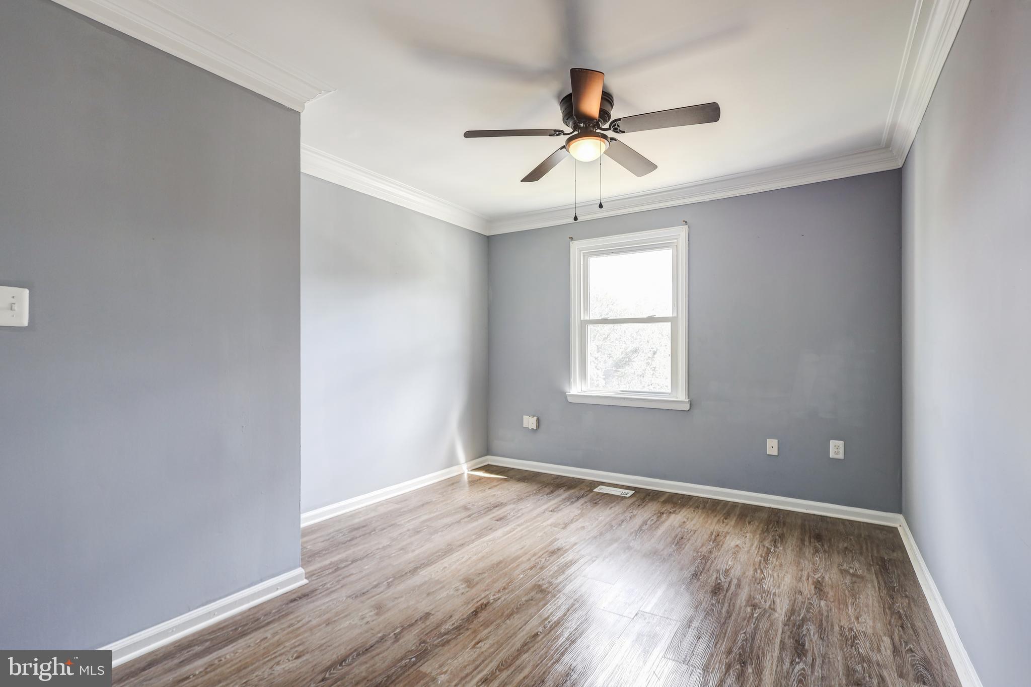 FRIENDLY ACRES - Residential Lease