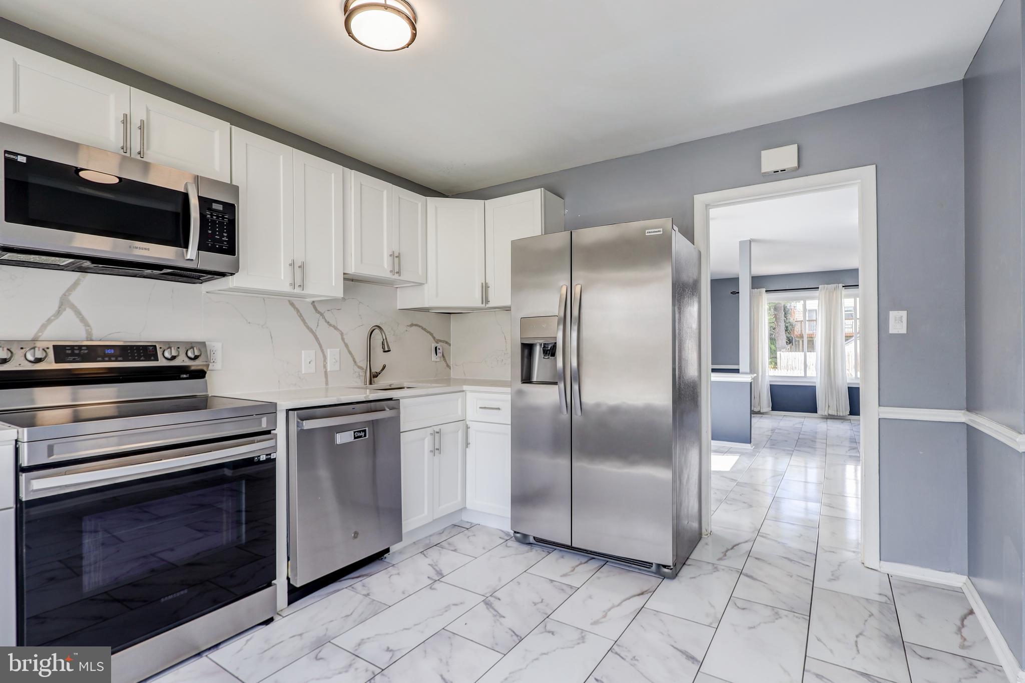 FRIENDLY ACRES - Residential Lease