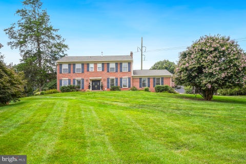 Photo of 9425 Beauregard Avenue, MANASSAS, VA 20110 (MLS # VAMN2011644)