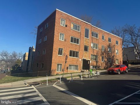 Photo of 5200 Clay Street NE, WASHINGTON, DC 20019 (MLS # DCDC2260448)
