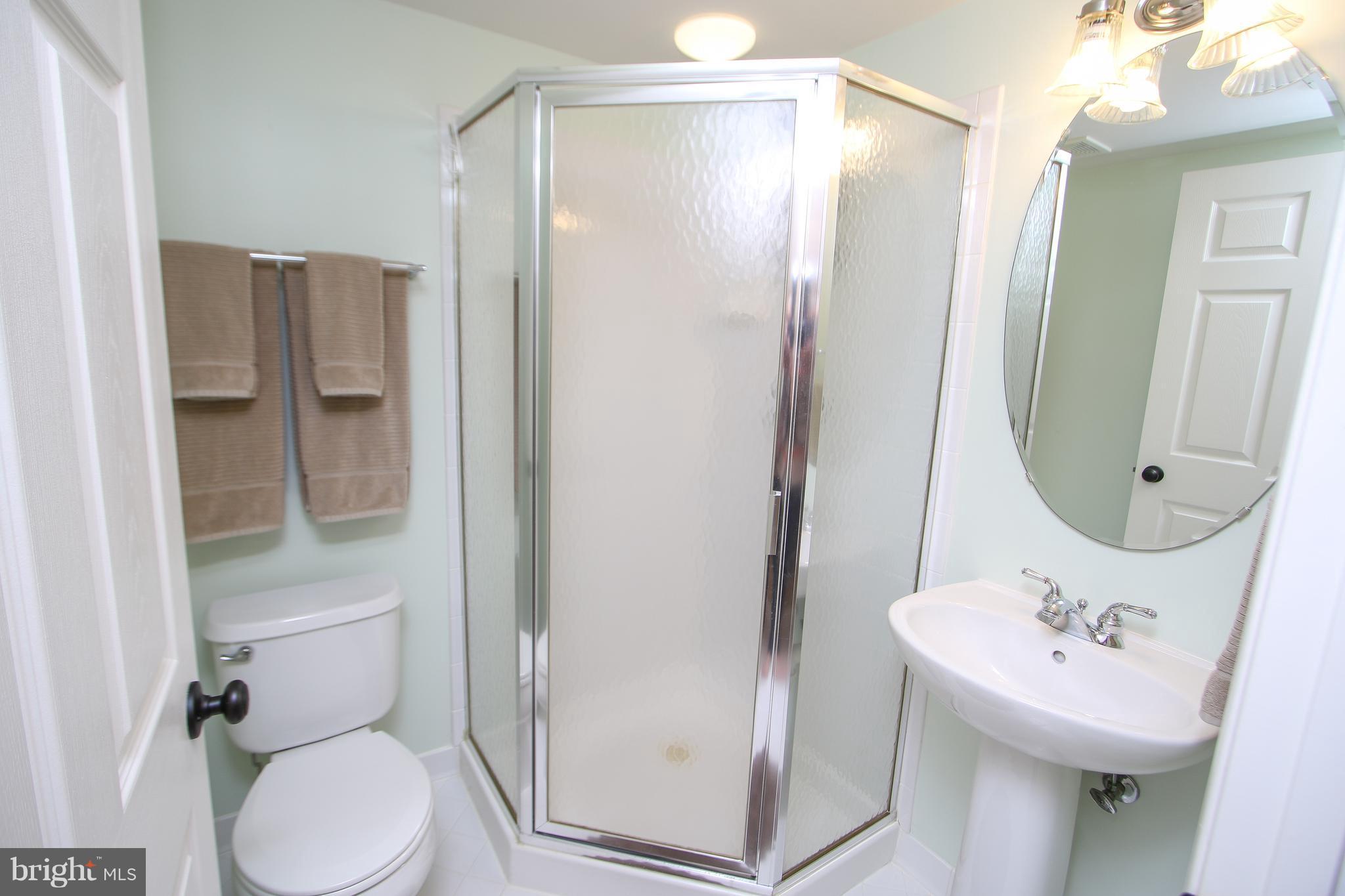 RANDOM HILLS LAND BAY - Residential Lease