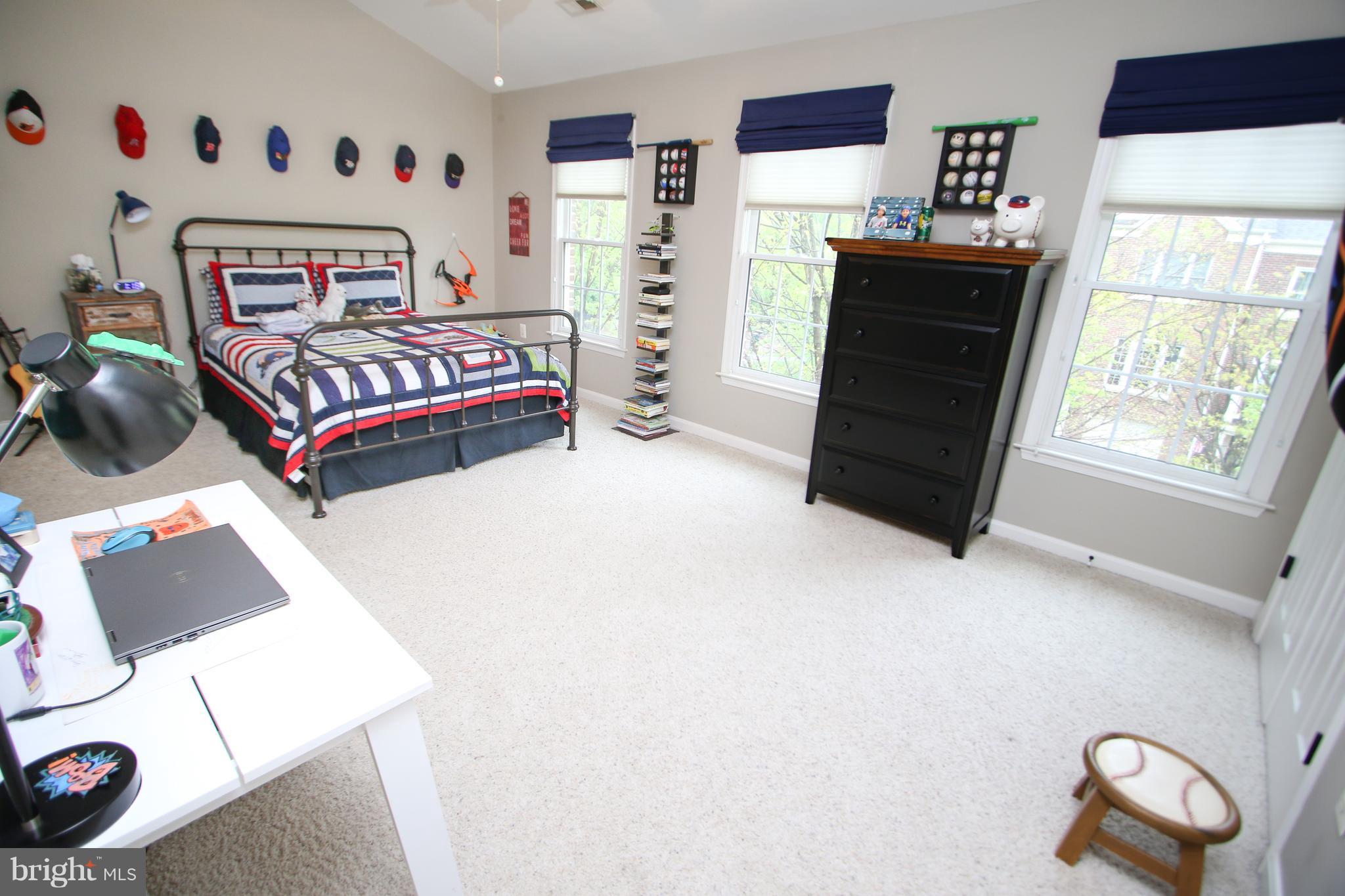 RANDOM HILLS LAND BAY - Residential Lease