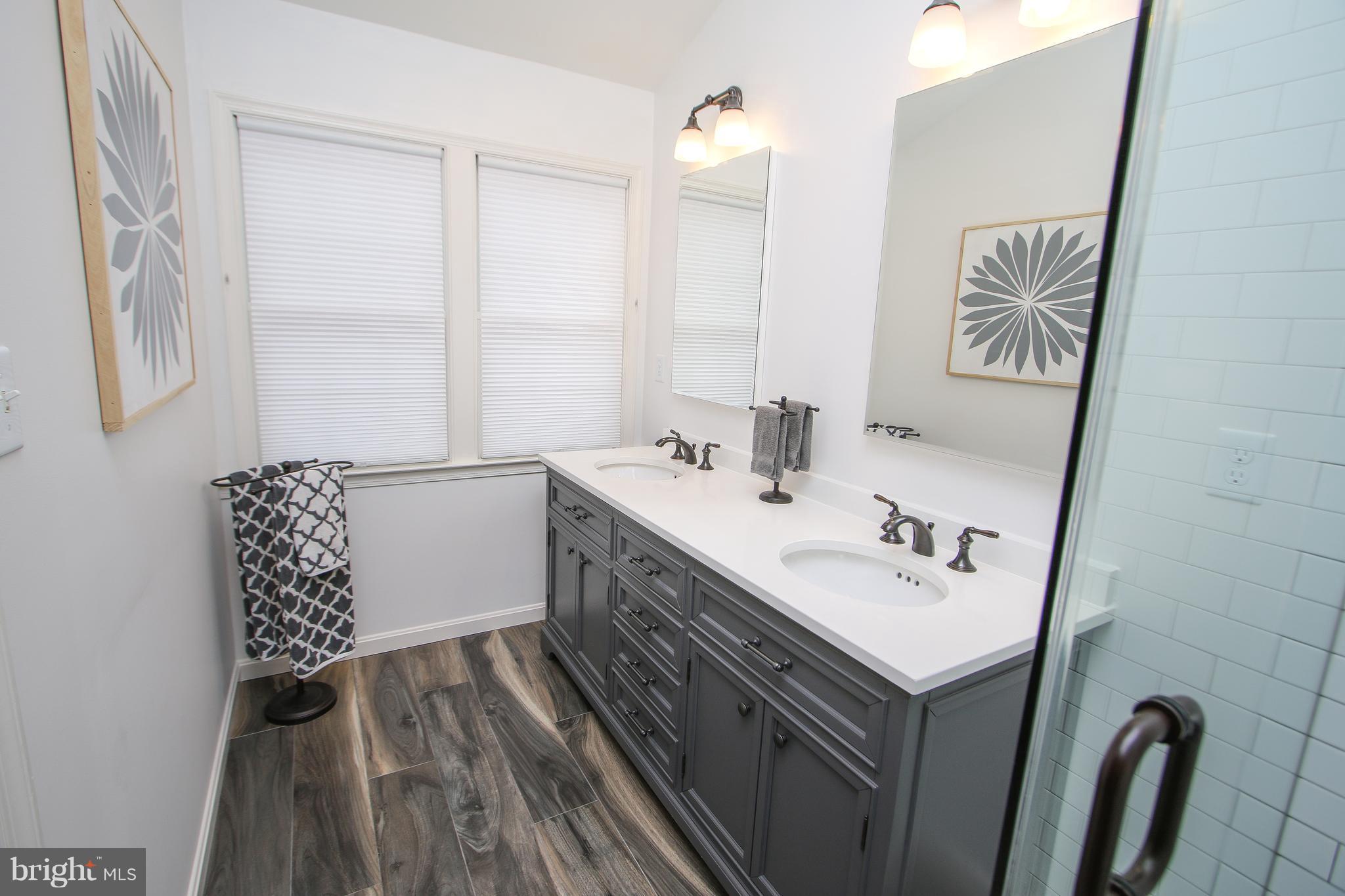 RANDOM HILLS LAND BAY - Residential Lease