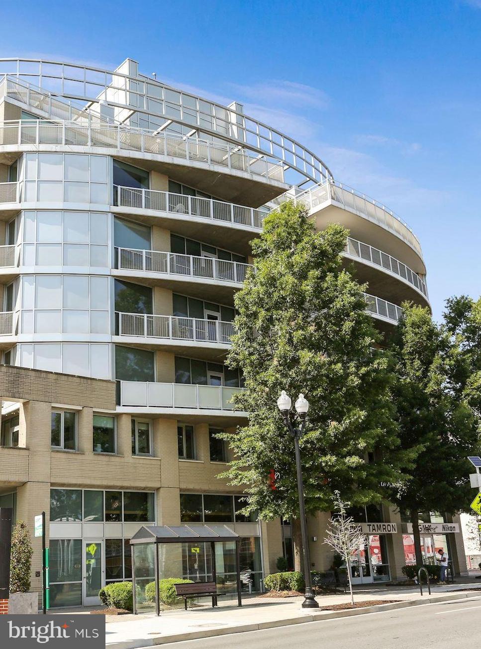 VIRGINIA SQUARE - Residential