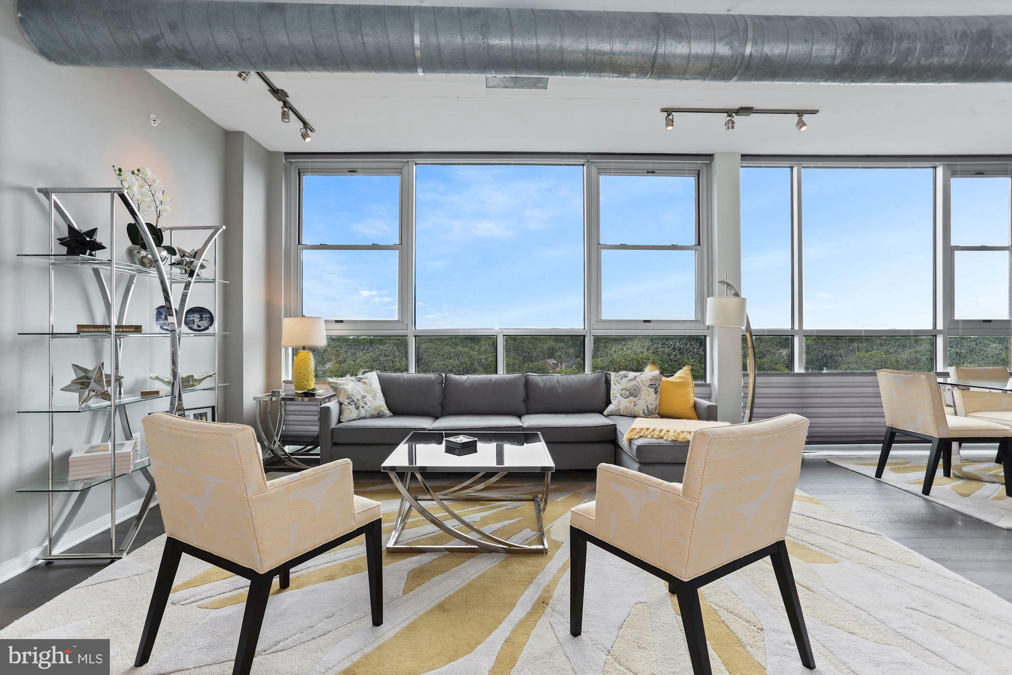 VIRGINIA SQUARE - Residential