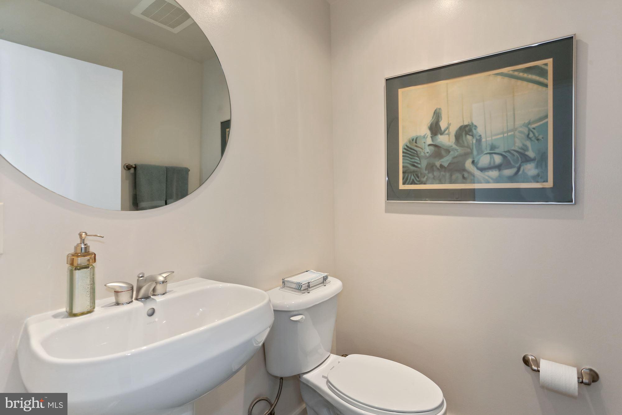 VIRGINIA SQUARE - Residential