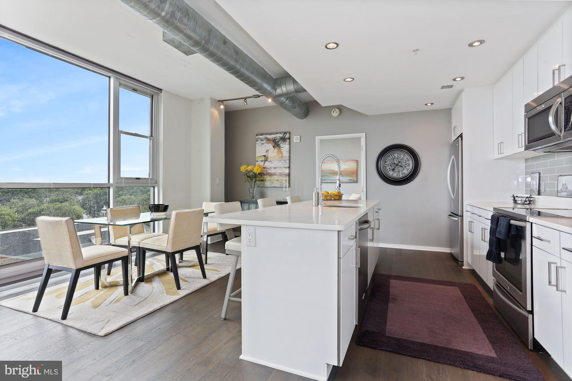 VIRGINIA SQUARE - Residential