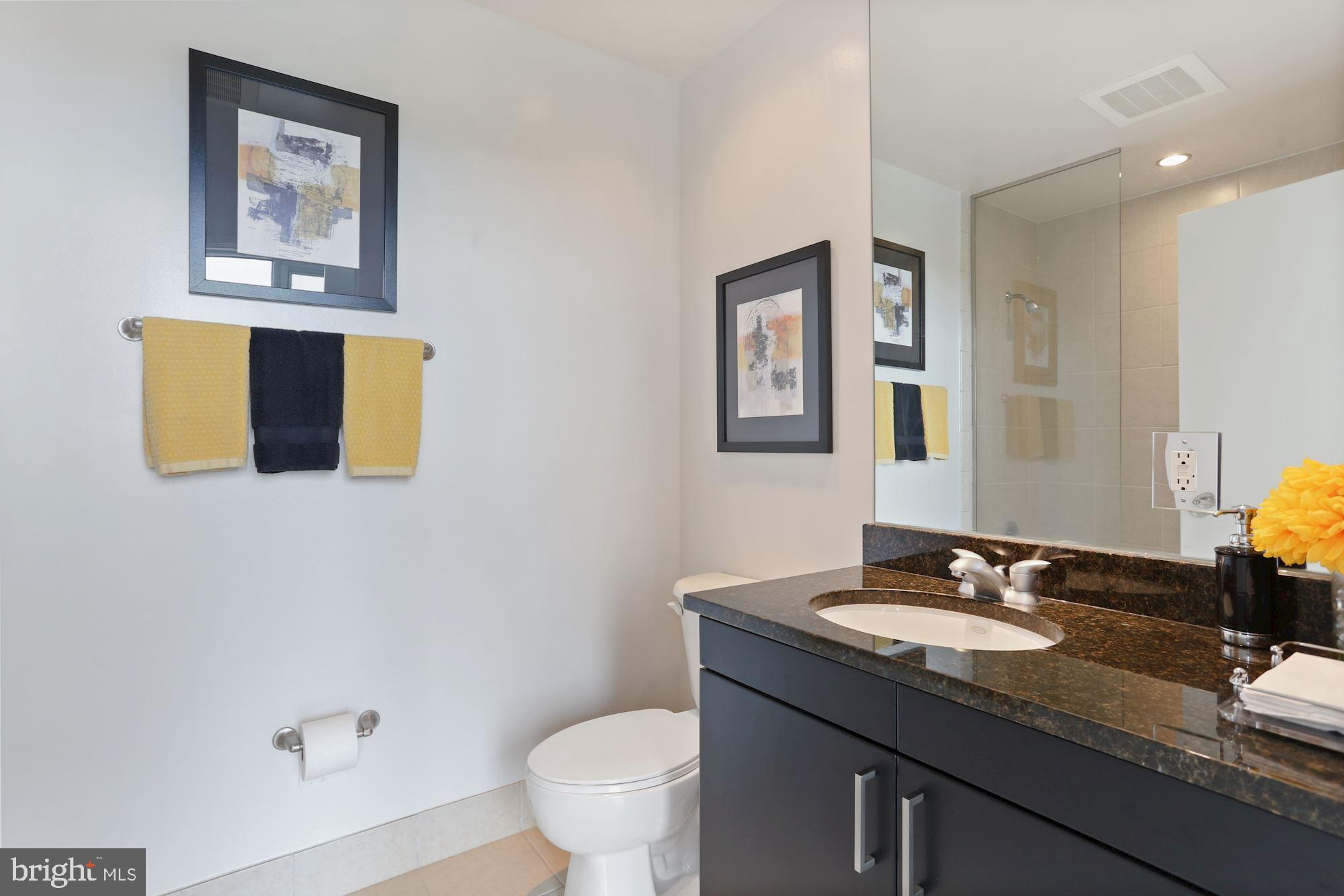 VIRGINIA SQUARE - Residential