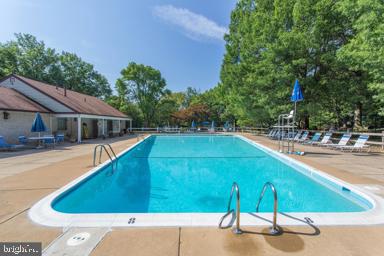 VALLEY PARK CONDOMINIUMS - Residential Lease