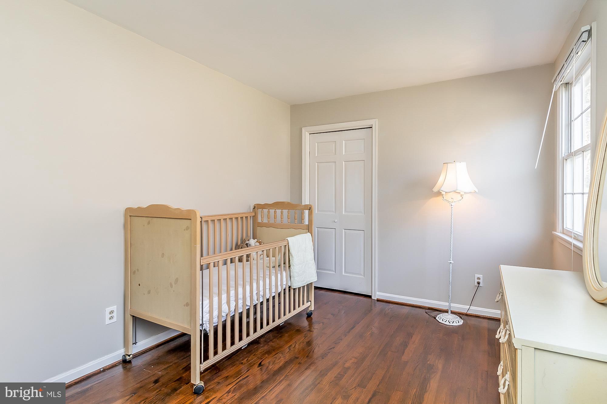 MANOR WOODS - Residential