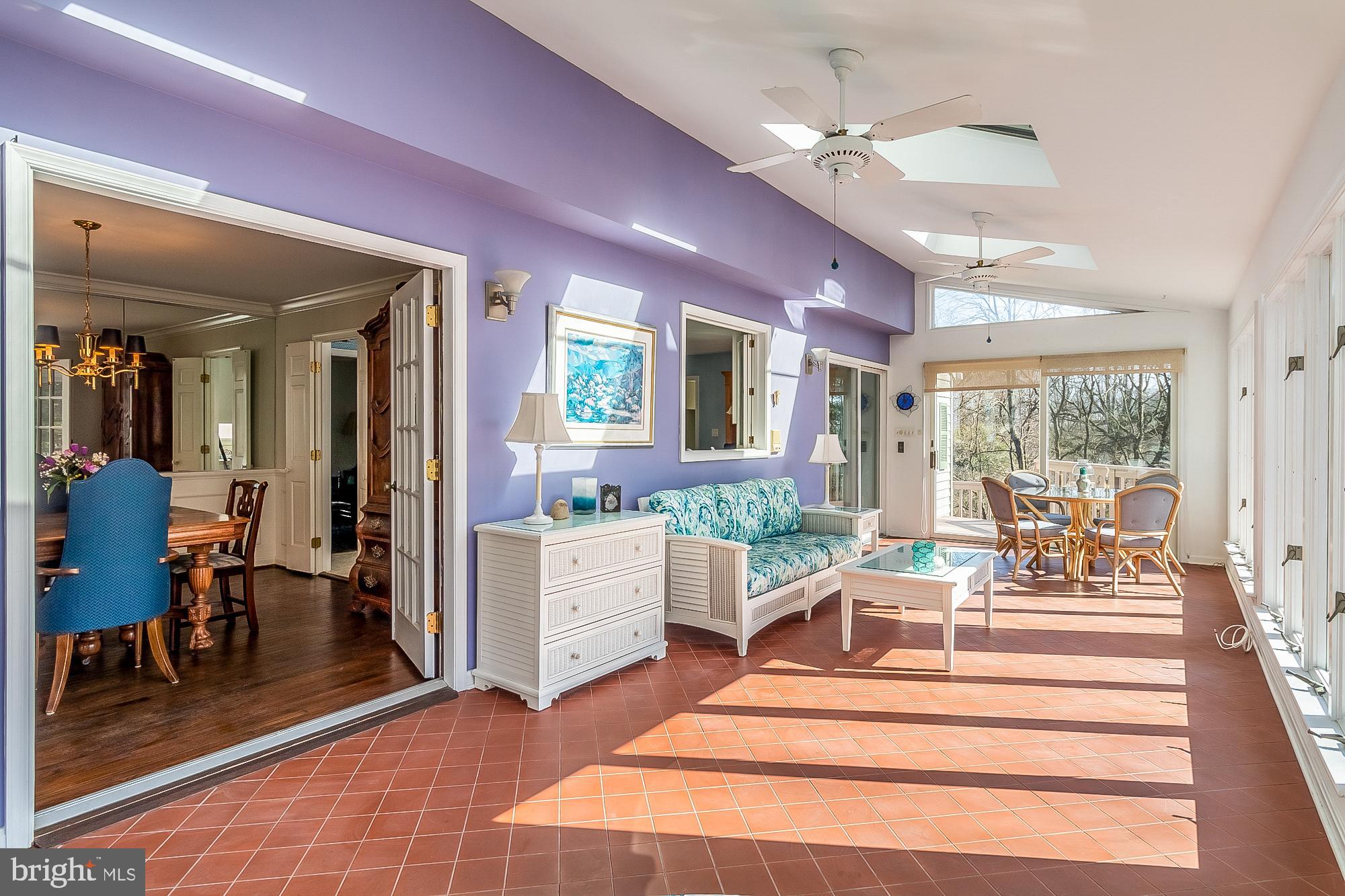 MANOR WOODS - Residential