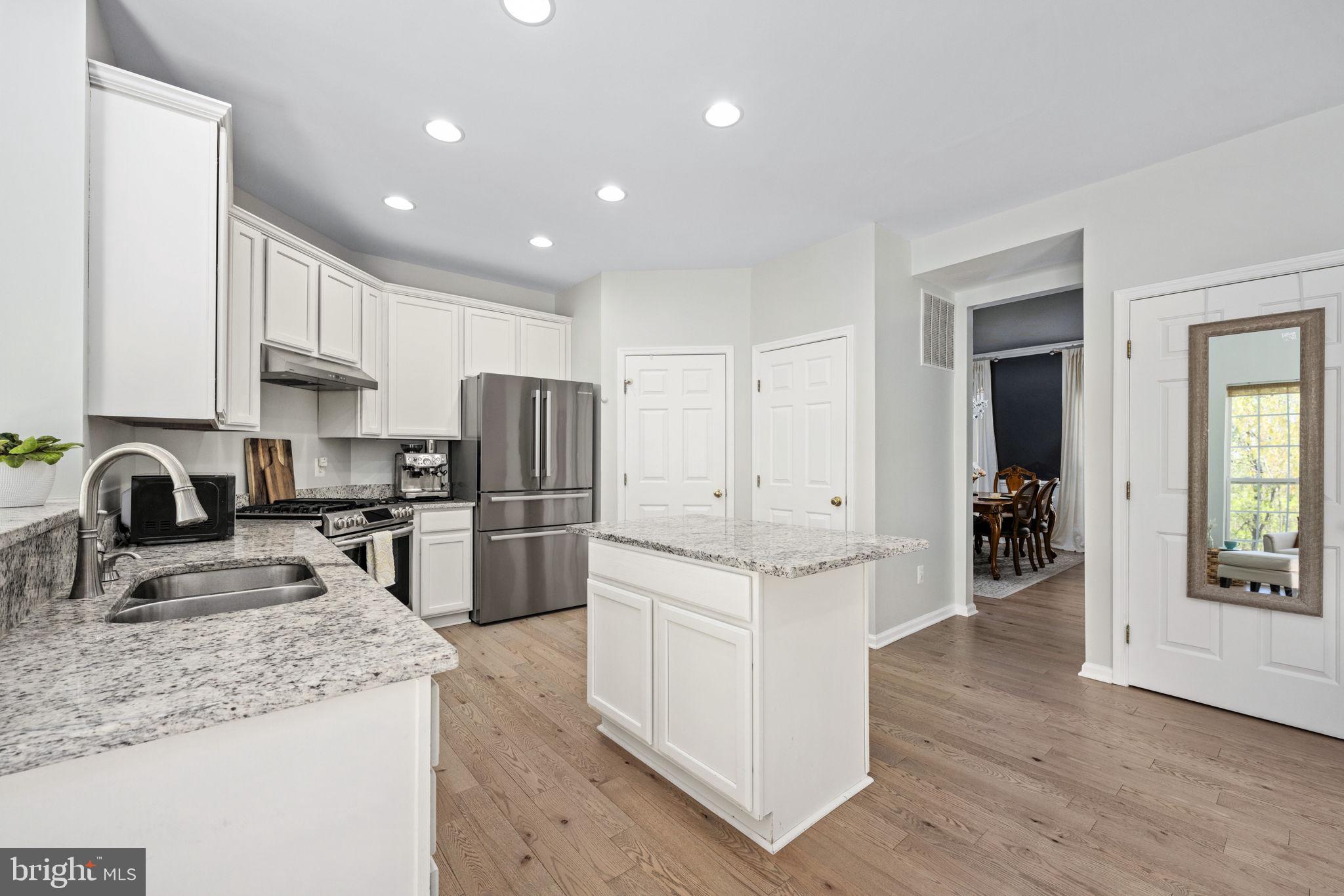 LEELAND STATION - Residential