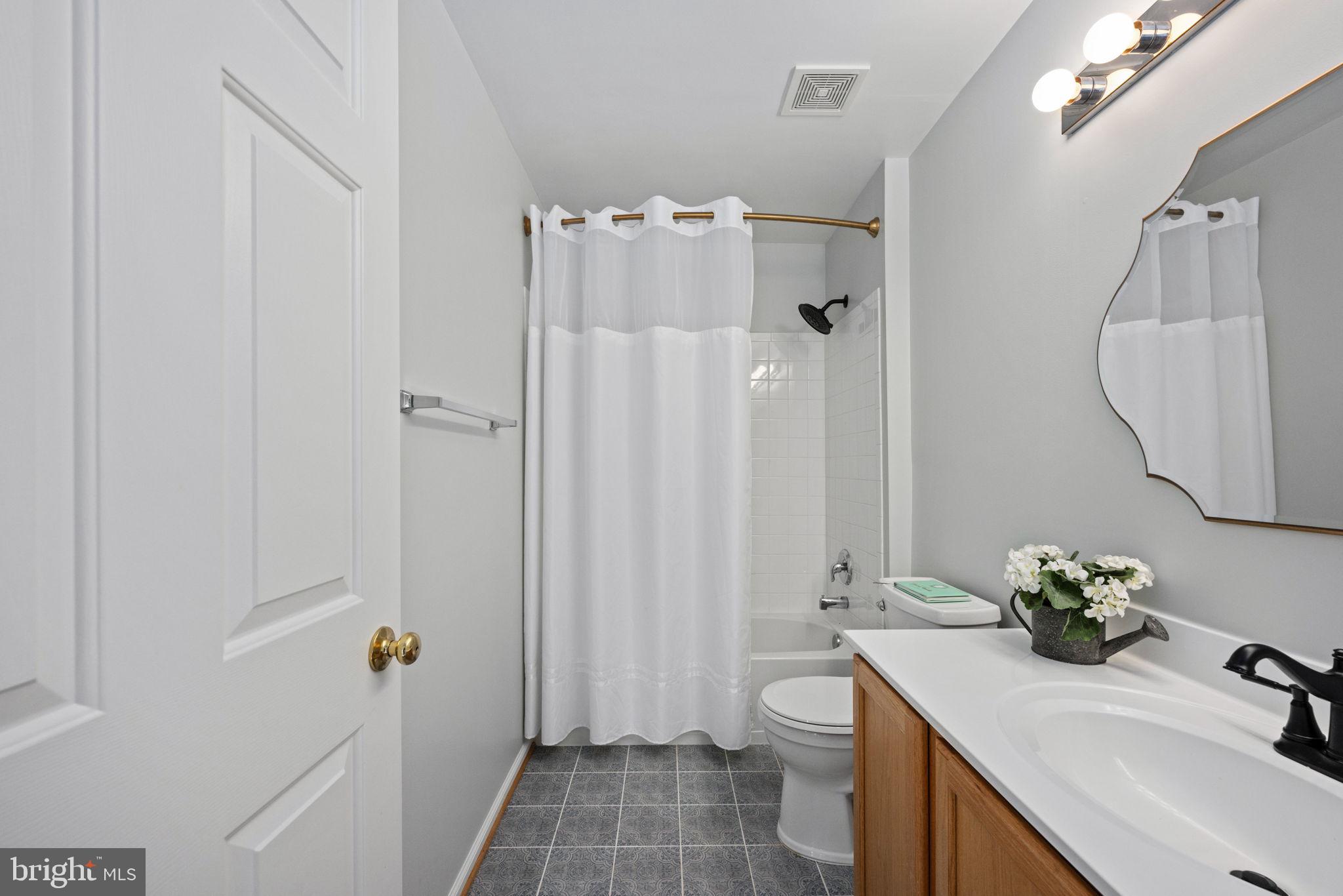 LEELAND STATION - Residential