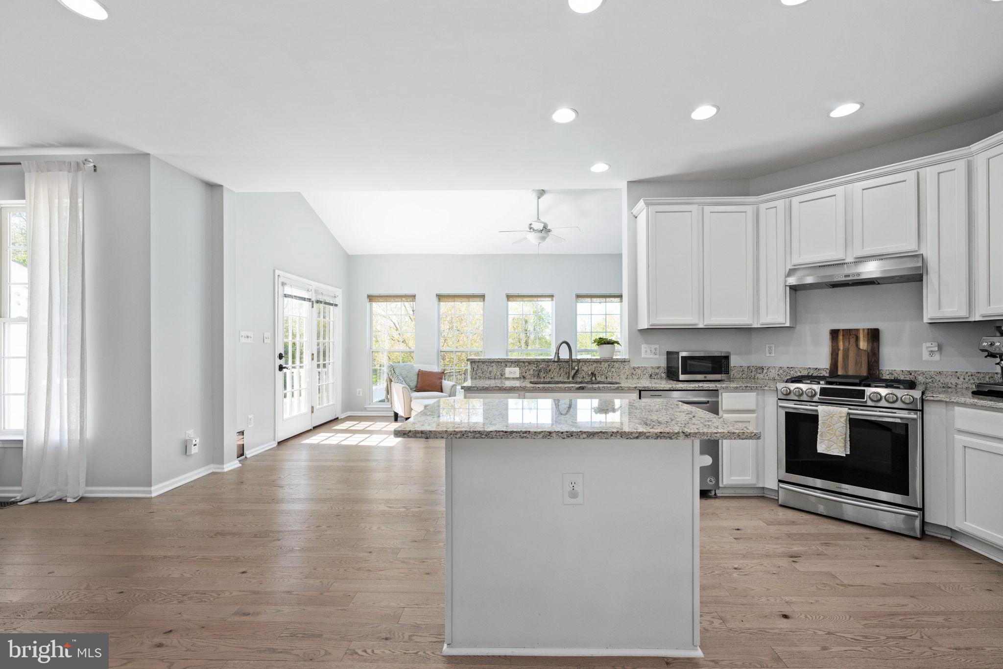 LEELAND STATION - Residential