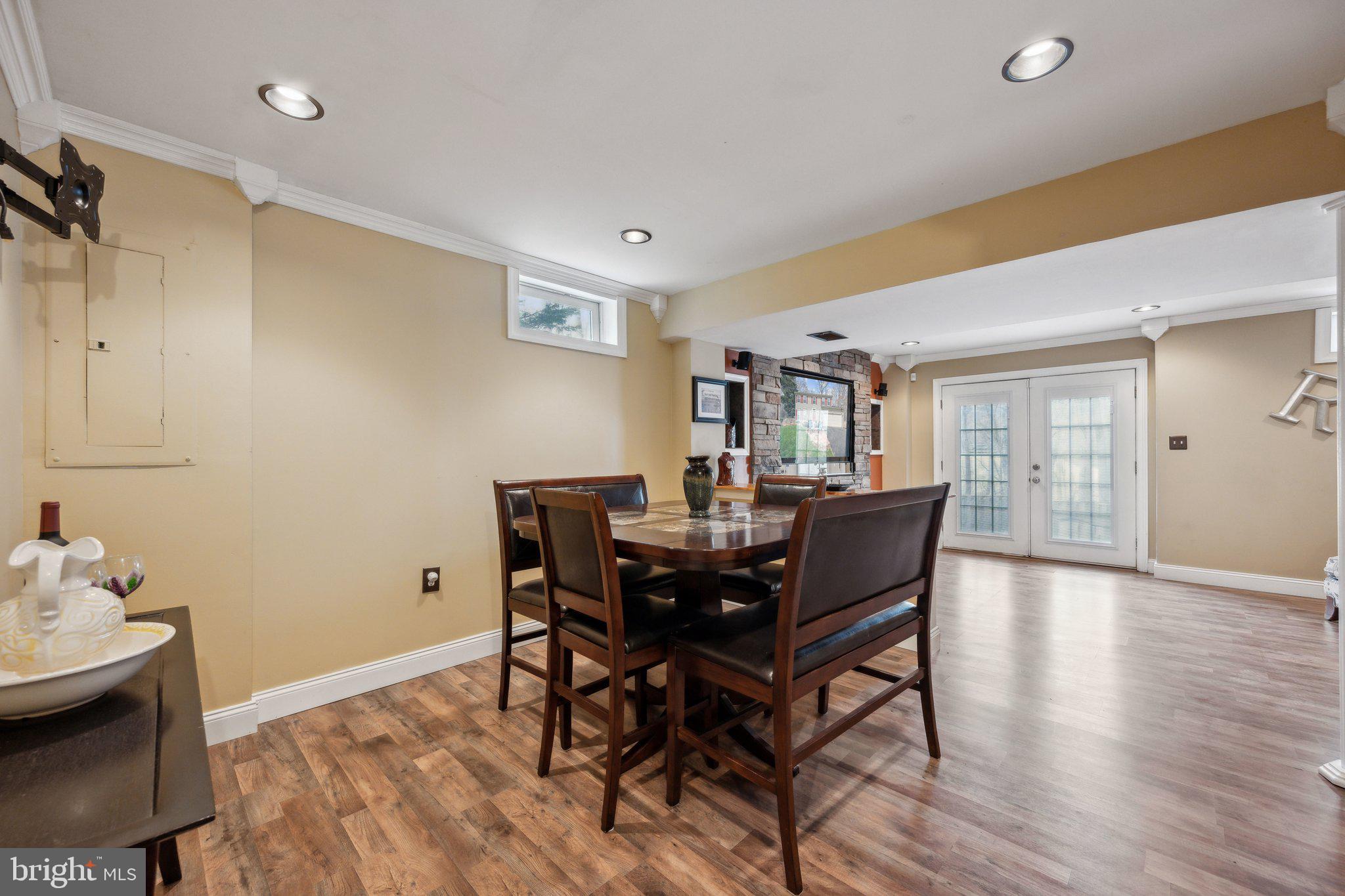 SUMMIT CREEK - Residential