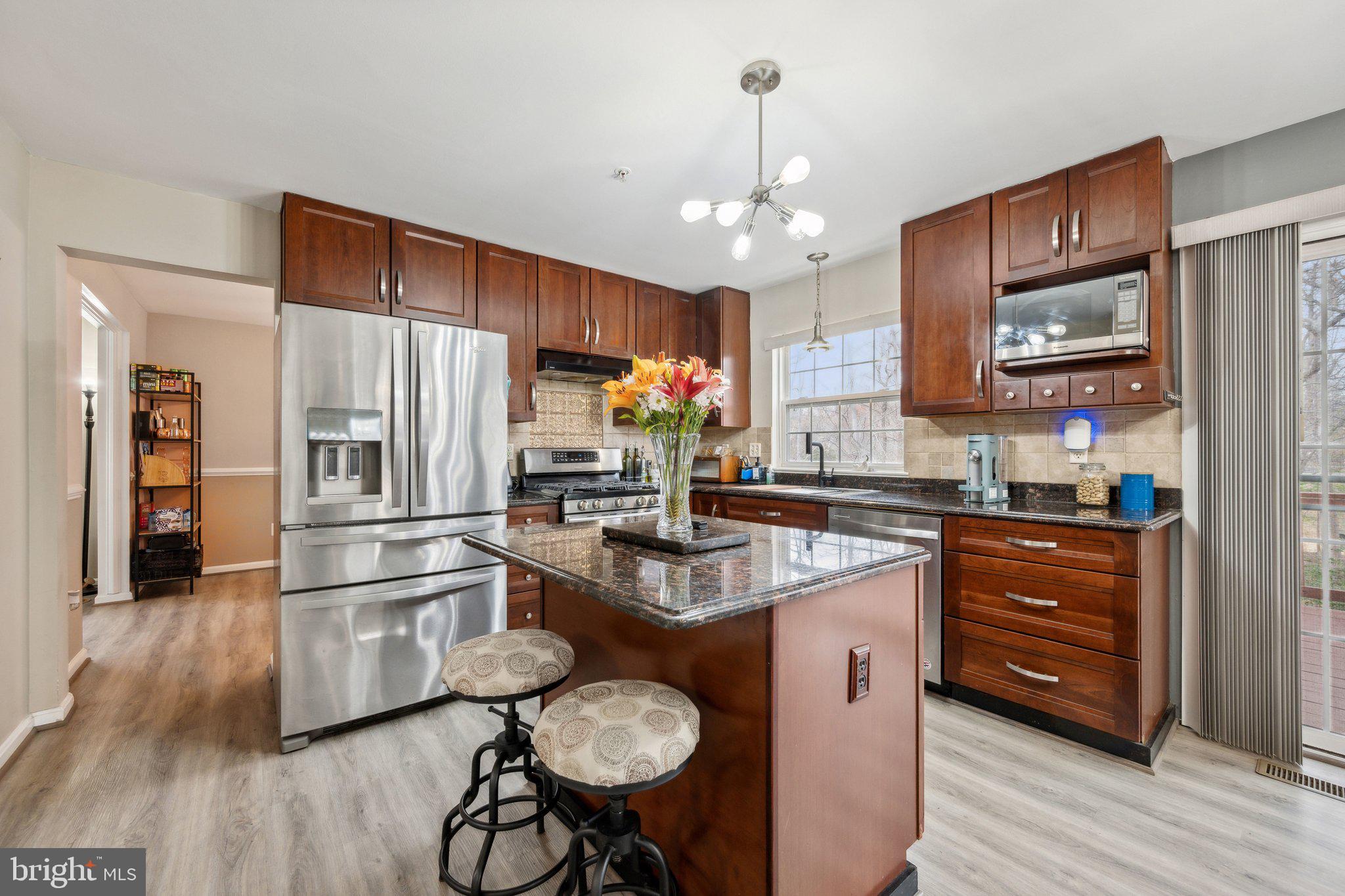 SUMMIT CREEK - Residential