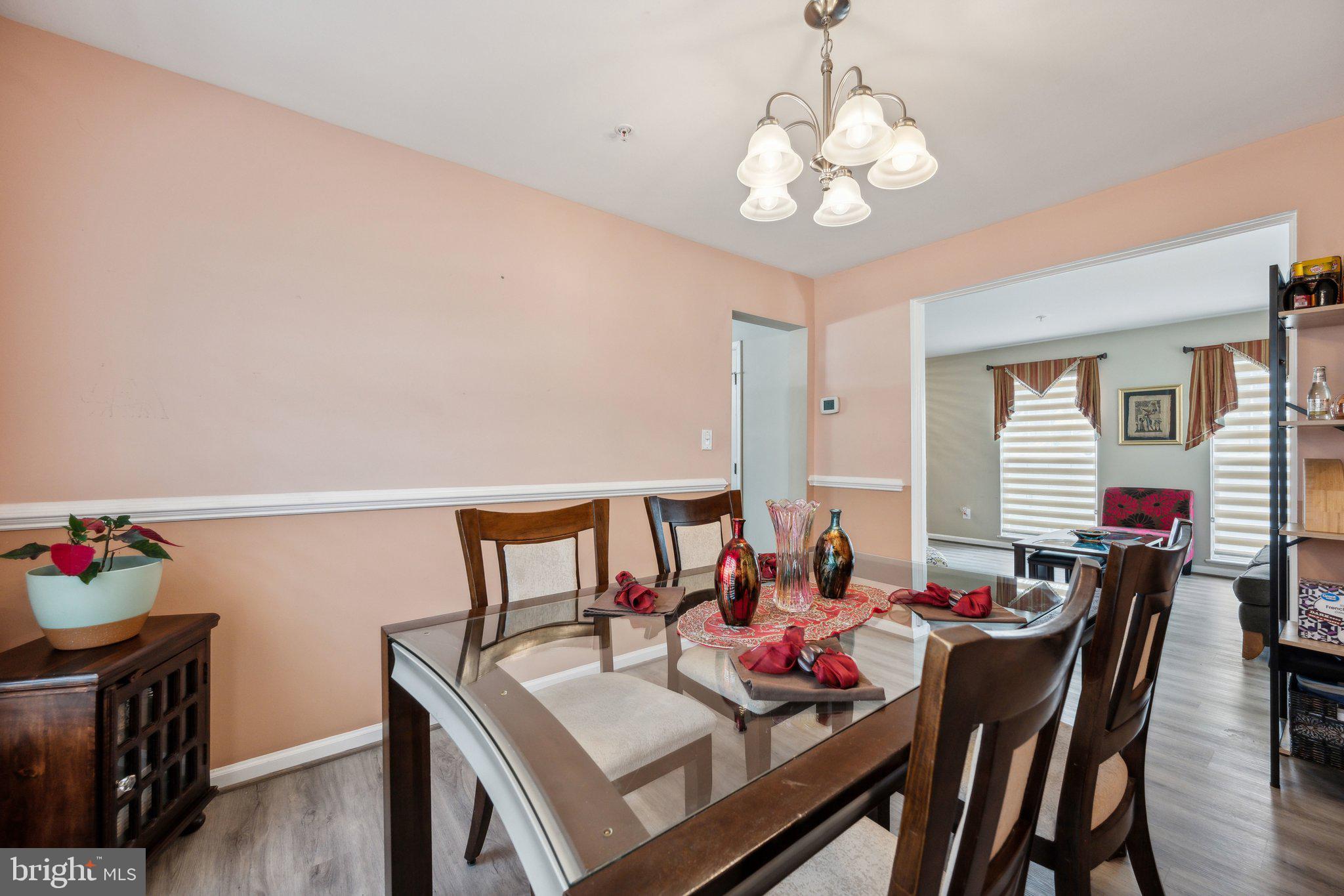 SUMMIT CREEK - Residential